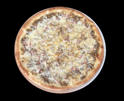 Gombakrémes sonkás pizza